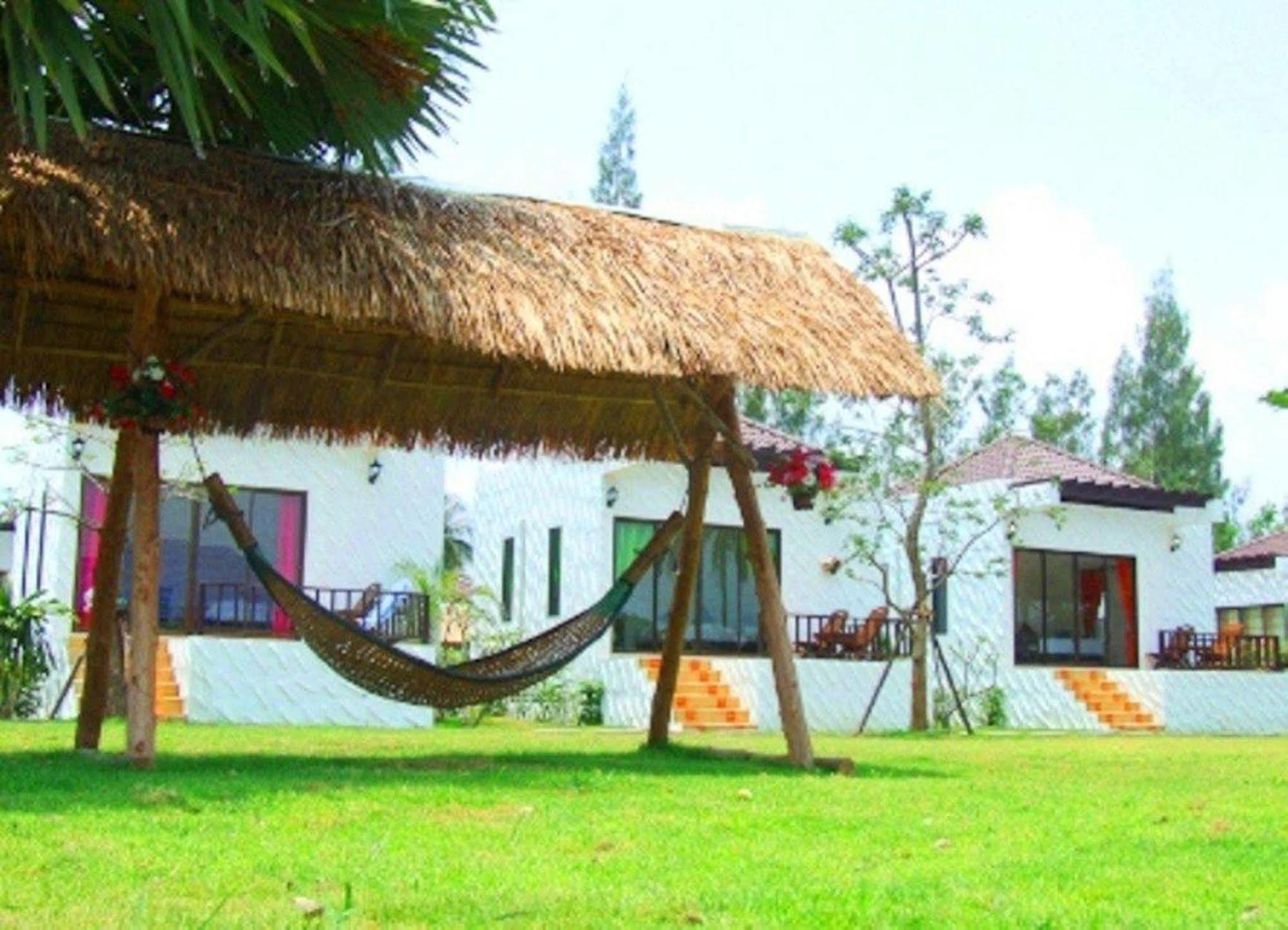 Pranburi Cabana Resort Exterior photo